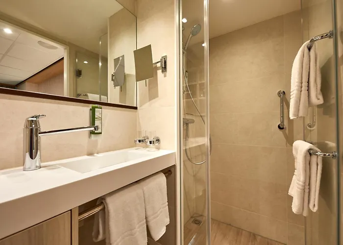 River Messe Hotel
