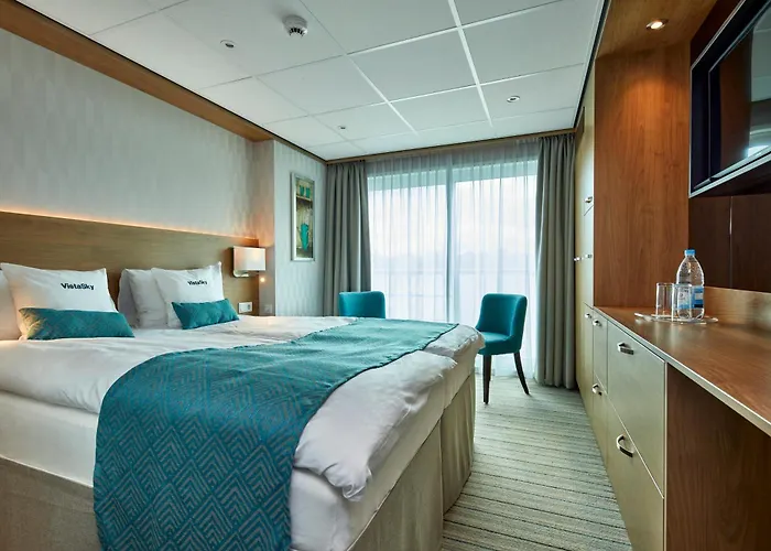 River Messe Hotel 4*